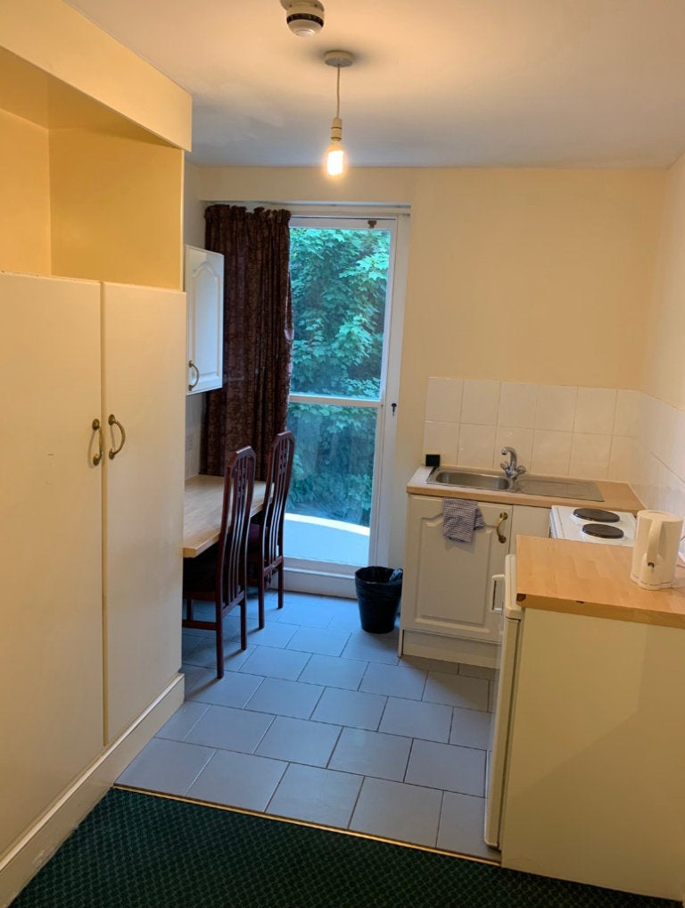 Flat Belsize Park in Greater London