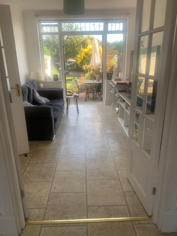 Room Footscray Road in Greater London