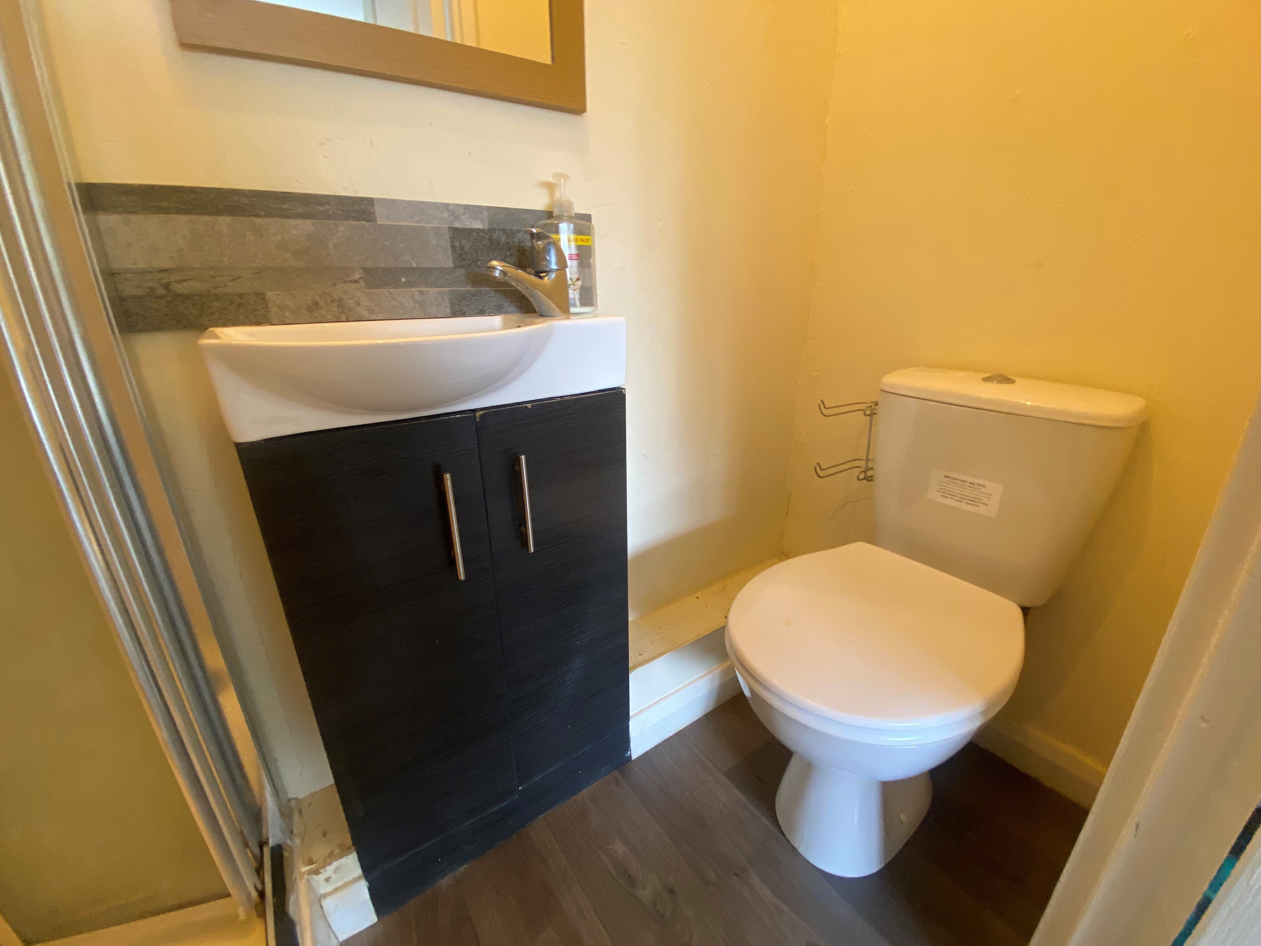 Room Rushock Close in Redditch
