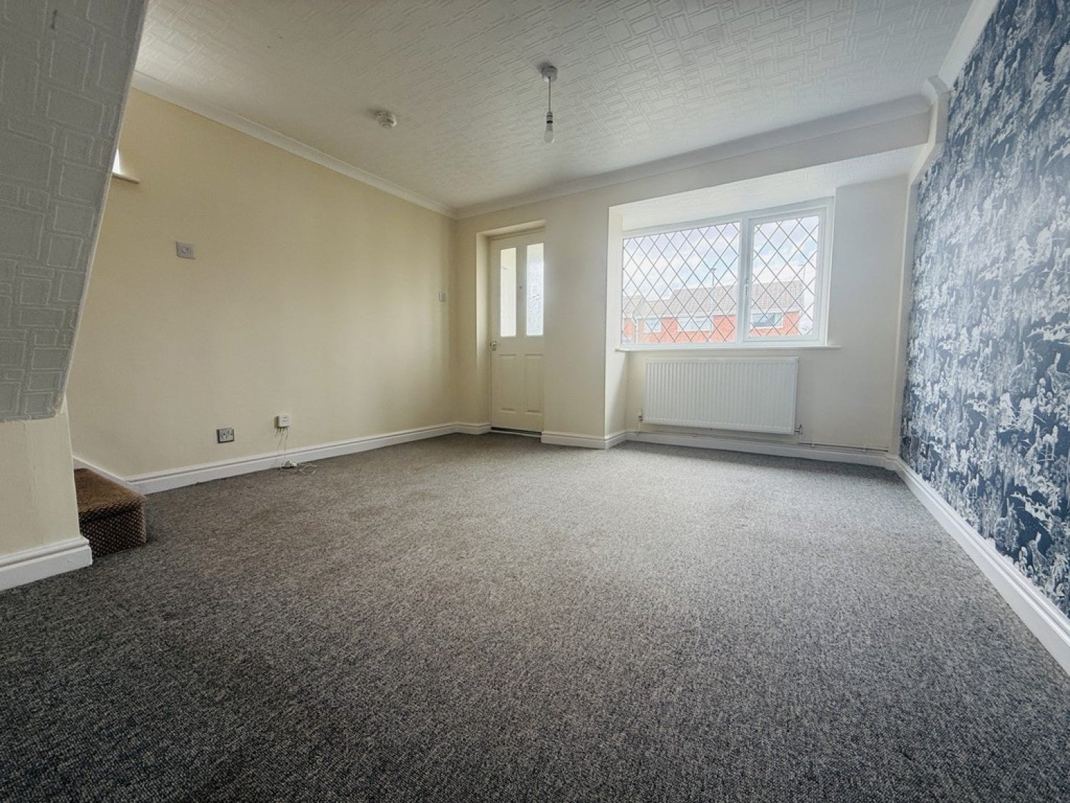 House Dale End Close in Hinckley and Bosworth