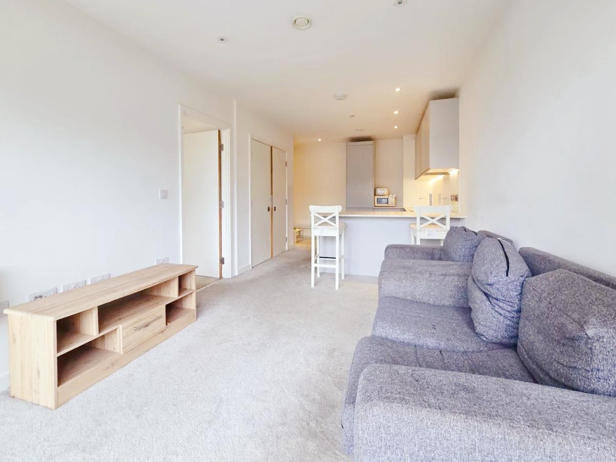 Flat Stafford Road in Eccleshall