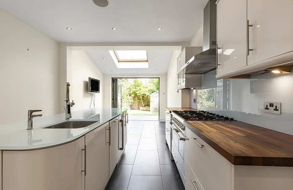 House St. Albans Avenue in Greater London