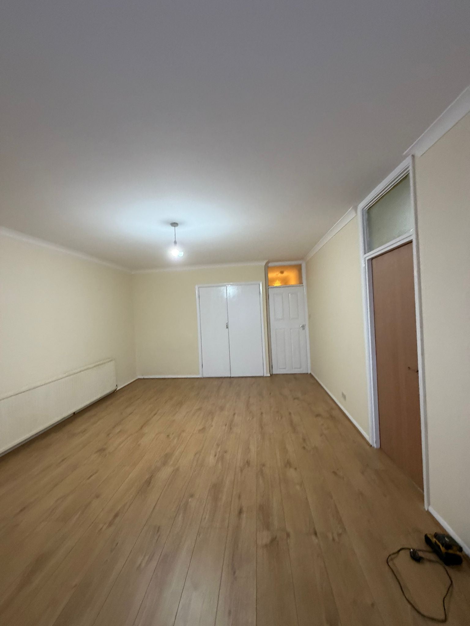 Flat Hunter Road in Greater London