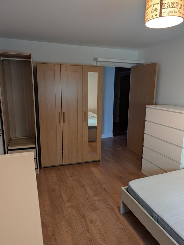 Room Erebus Drive in Greater London