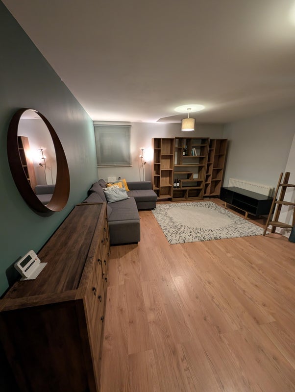 Room Erebus Drive in Greater London