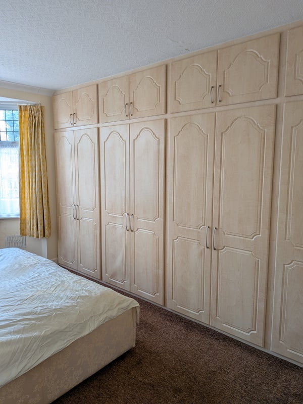 Room Green Lane in Greater London