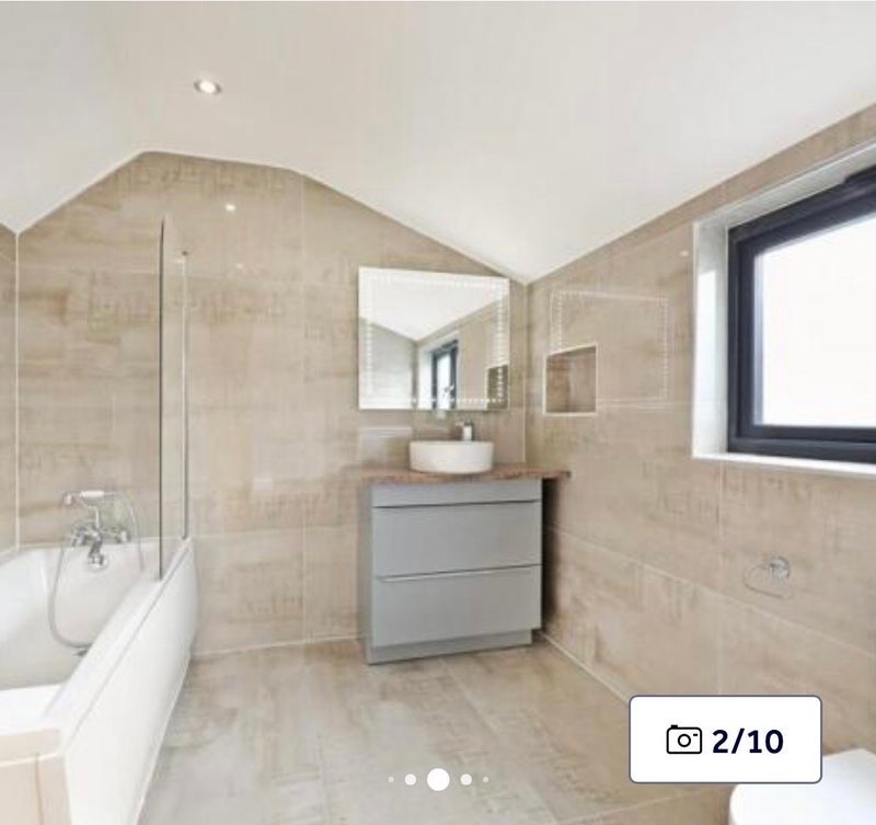 Room Lyveden Road in Greater London