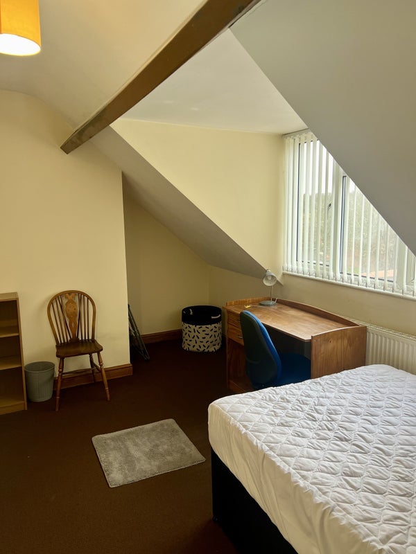 Room Pershore Road in Birmingham