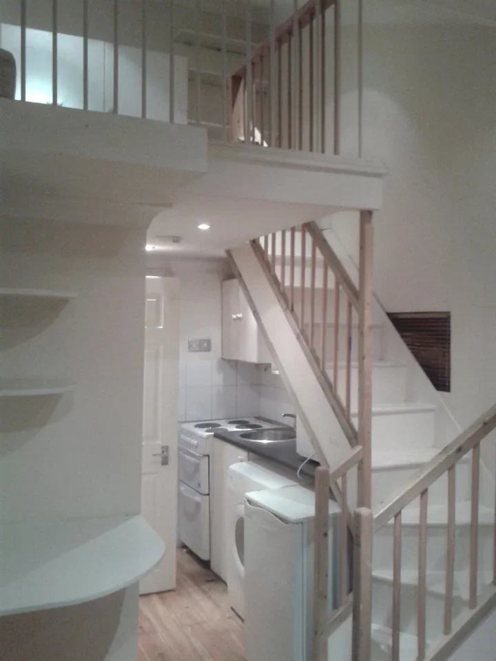 Flat Halston Close in Greater London