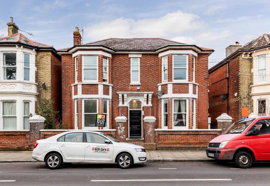 Flat Yarborough Road in Portsmouth