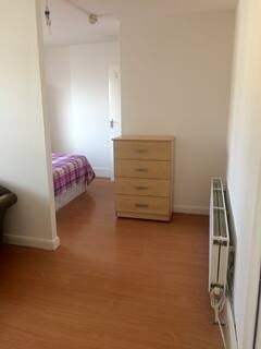 Flat Cranfield Road in Greater London