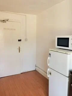 Flat Cranfield Road in Greater London