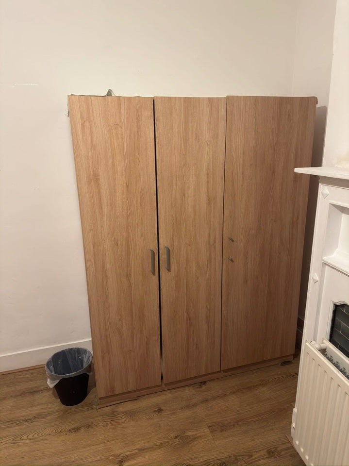 Room Rainham Road South in Greater London