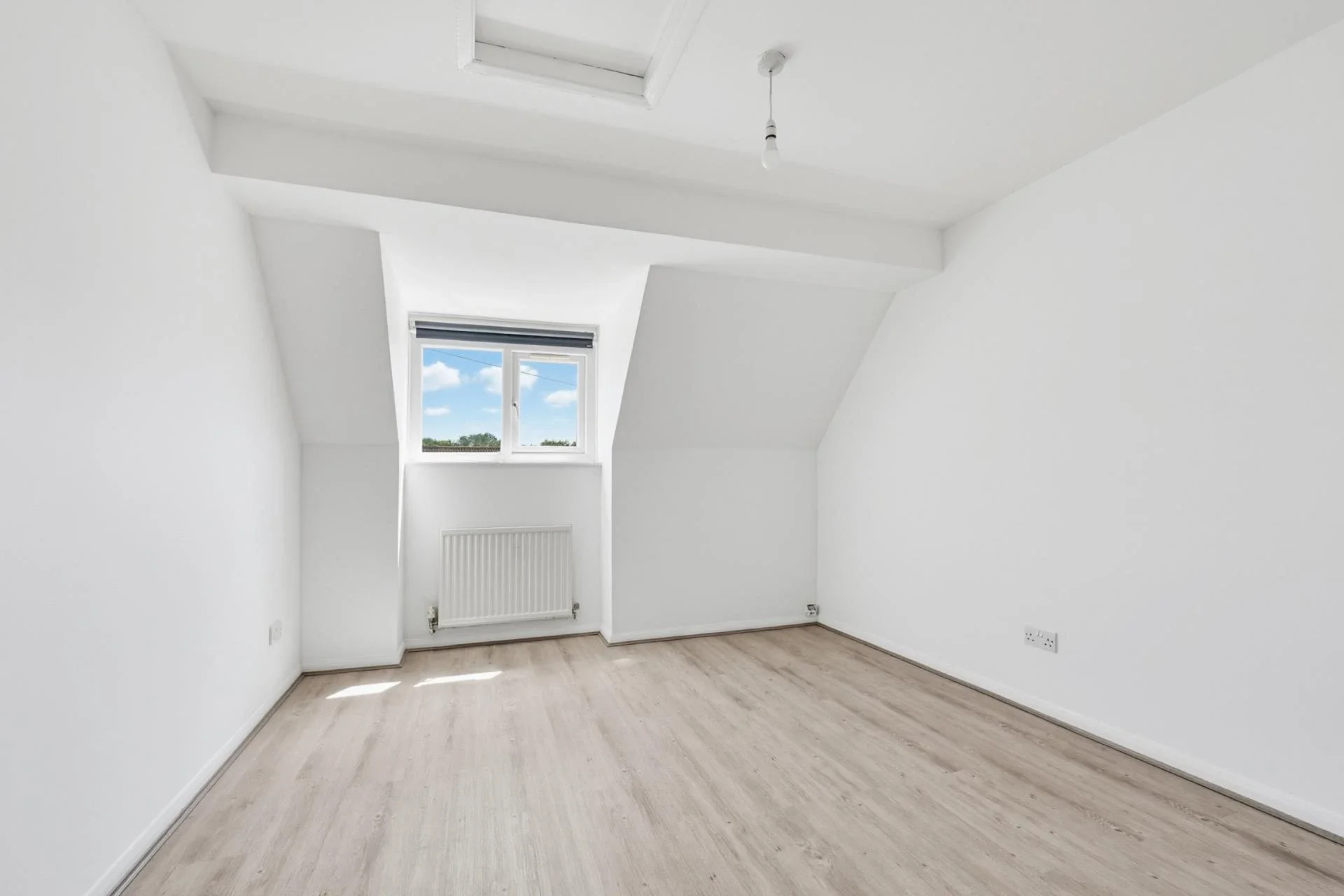House Jade Close in Greater London