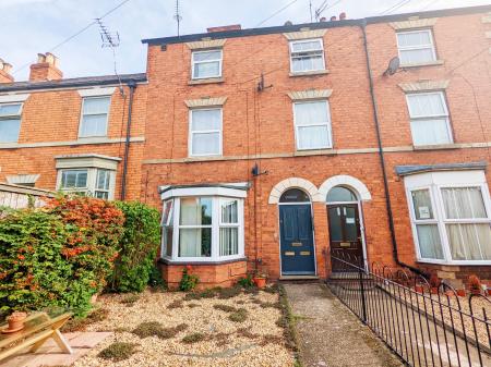 Flat Albion Place in South Kesteven