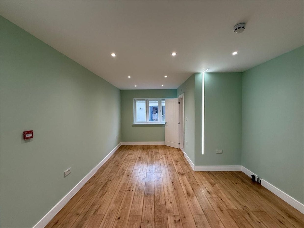 Room The Frithe in Slough