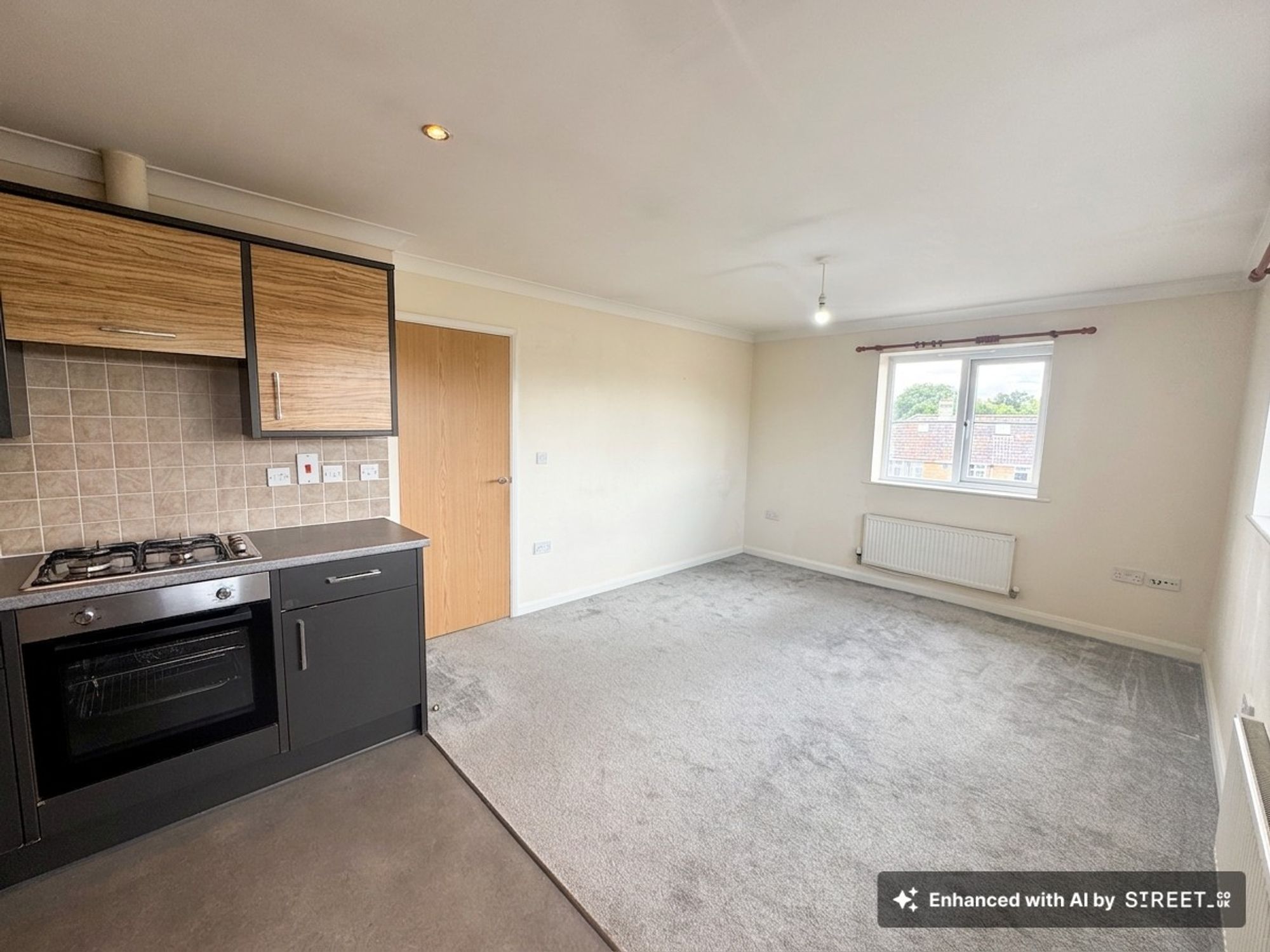 Flat Eastleigh Road in Taunton
