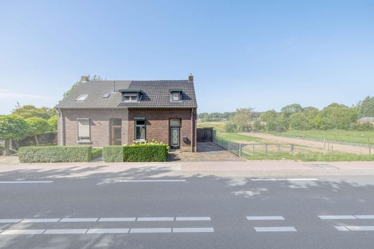 Rijksweg Noord 9 in Belfeld