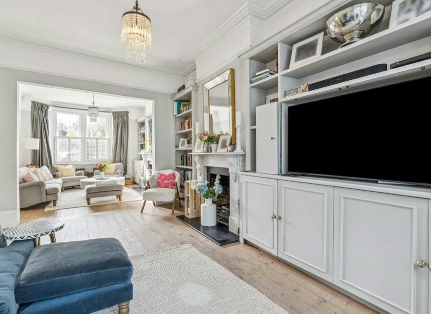 House Rodenhurst Road in Greater London