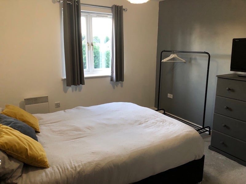 Room Wild Field in Broadlands