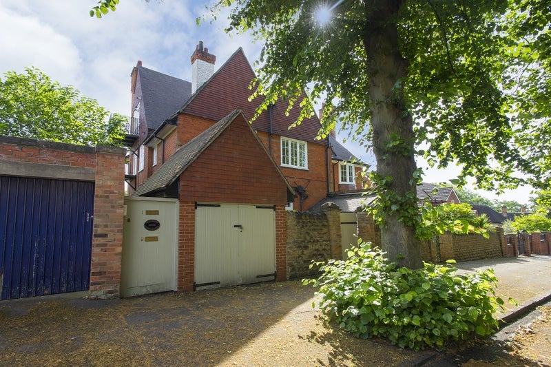 Flat Clumber Road East in Nottingham