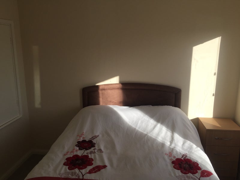 Room Marine Parade in Bristol
