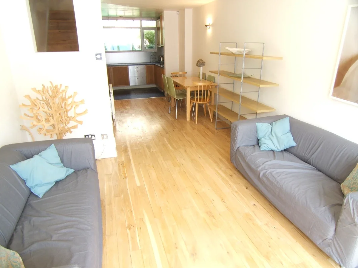 House Ruston Mews in Greater London