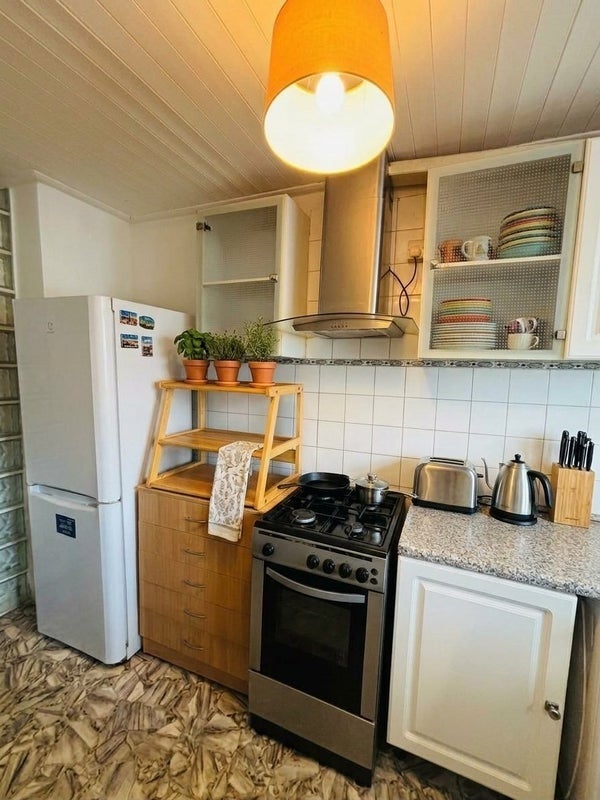 Room Haberdasher Street in Greater London