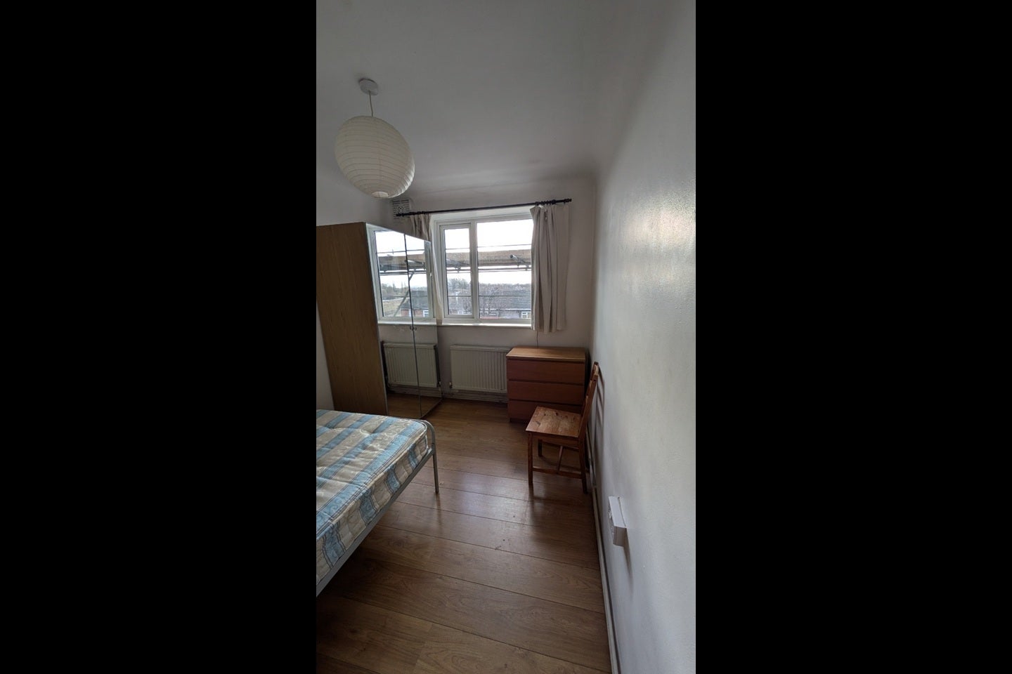 Room Cadogan Road in Greater London