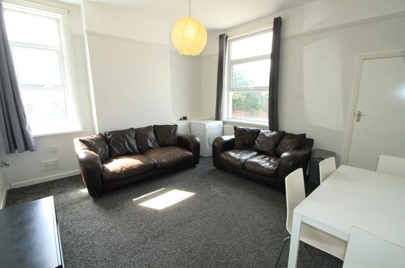 Room Beeston Road in Nottingham