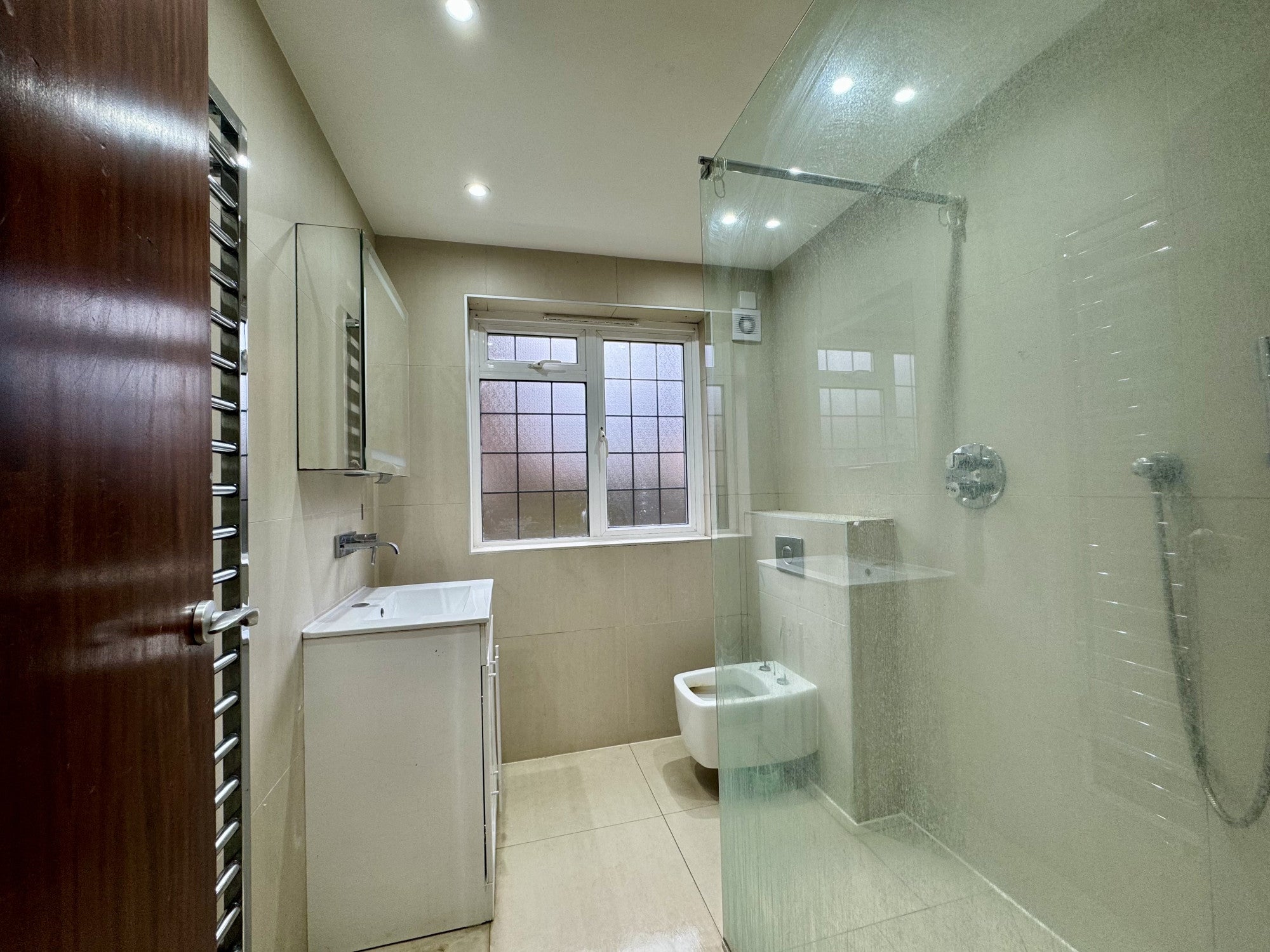 Flat Westfield Park in Greater London
