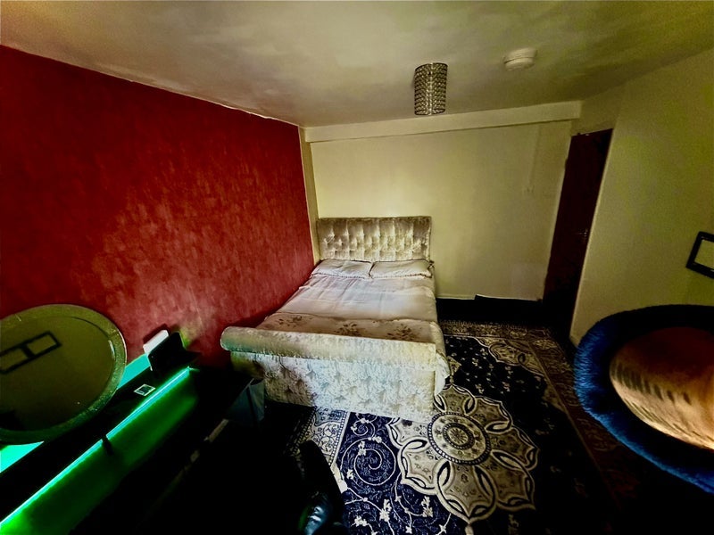 Room Essendon Walk in Birmingham