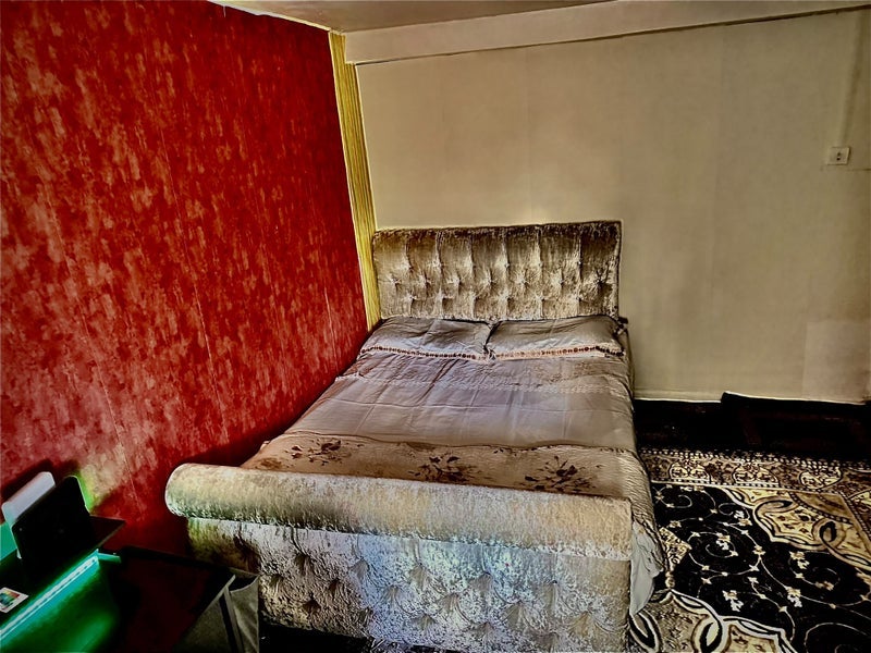 Room Essendon Walk in Birmingham
