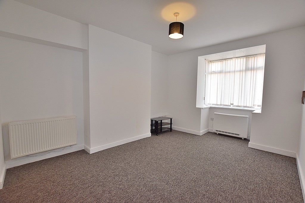 Flat Collingwood Street in Coundon
