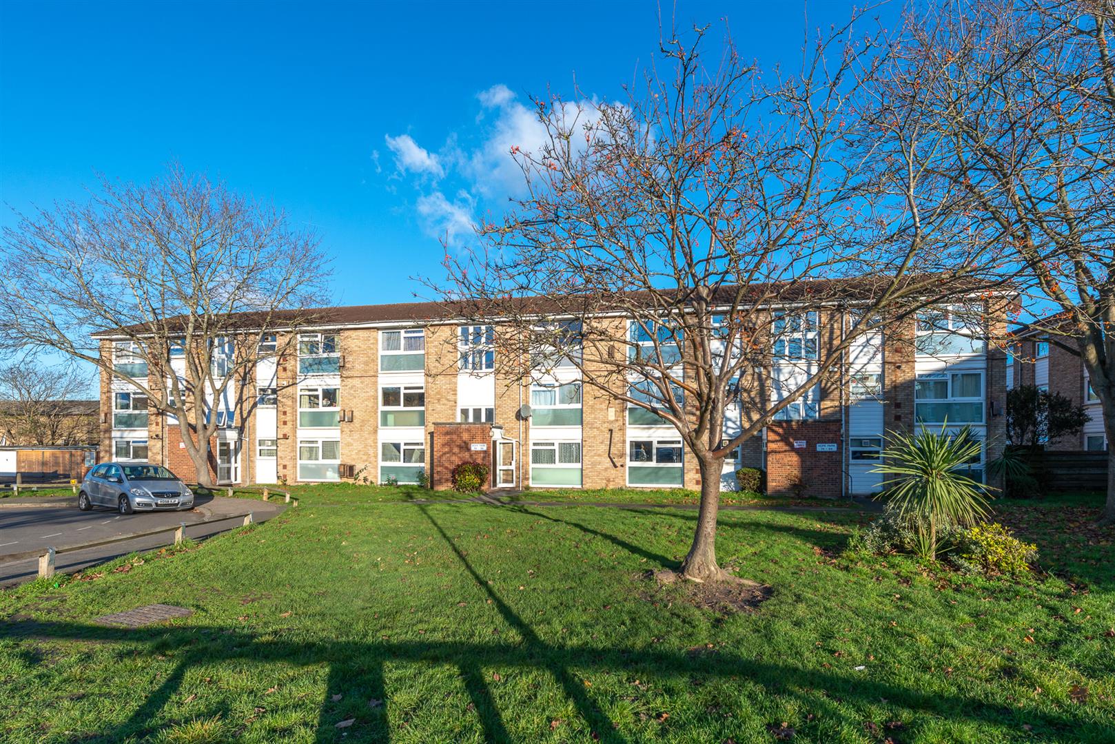 Flat Hope Park in Greater London