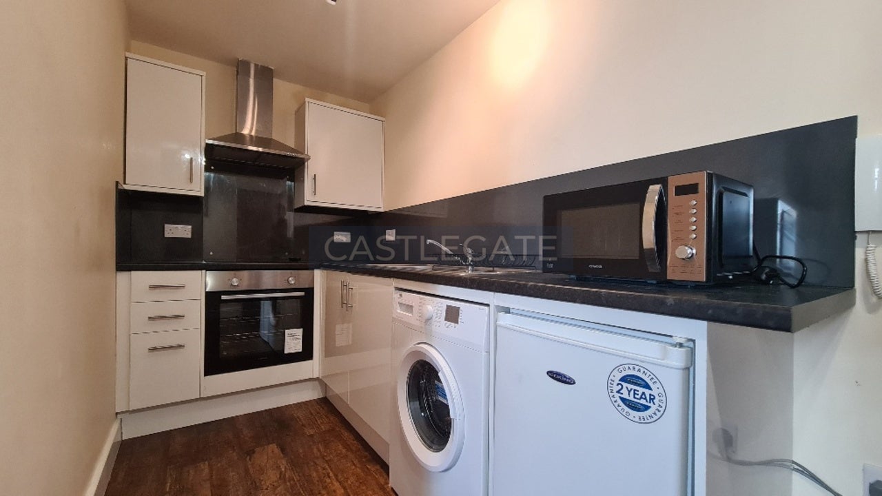 Flat New Street in Kirklees