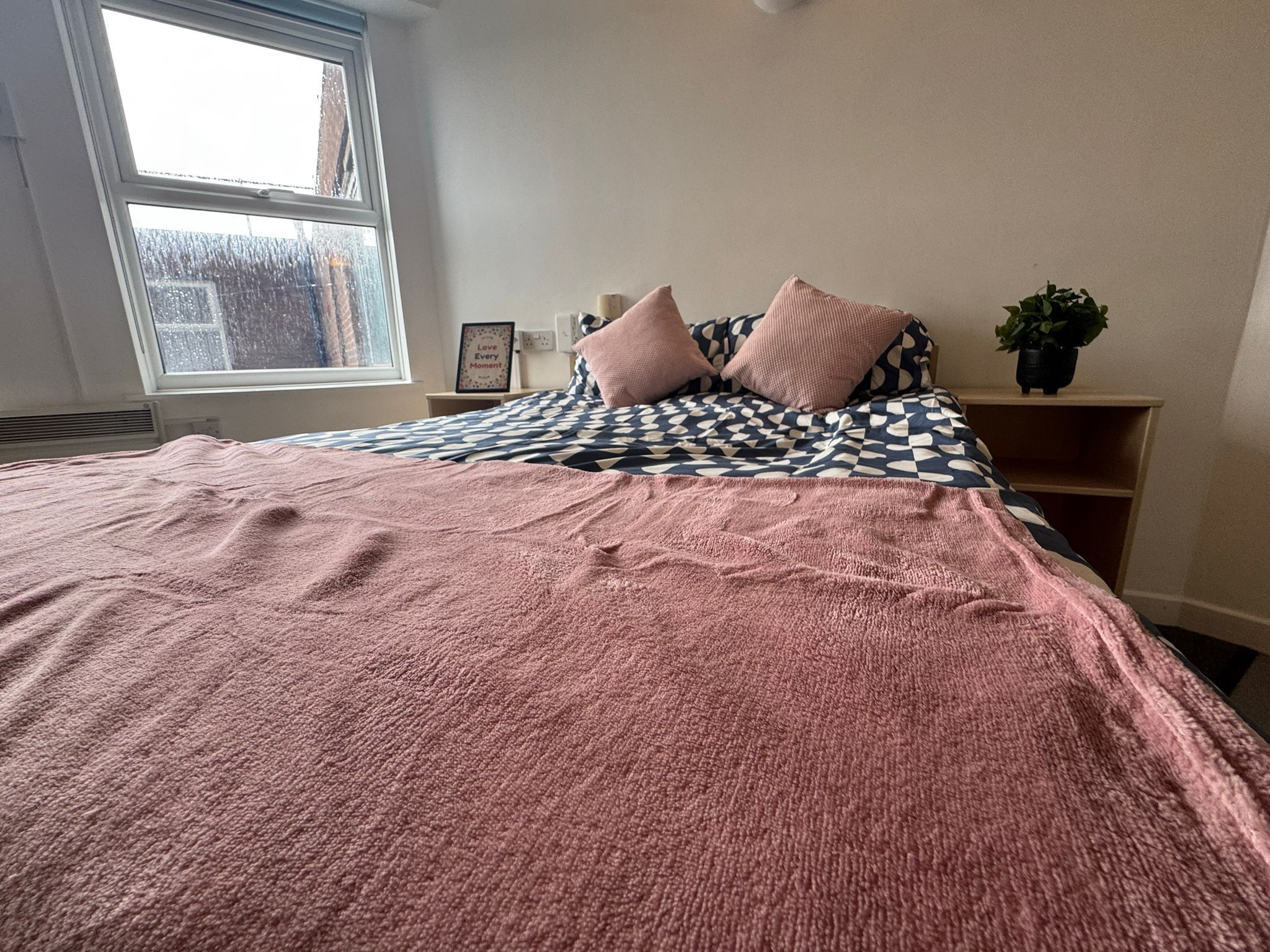 Room Millennium Way in Sunderland