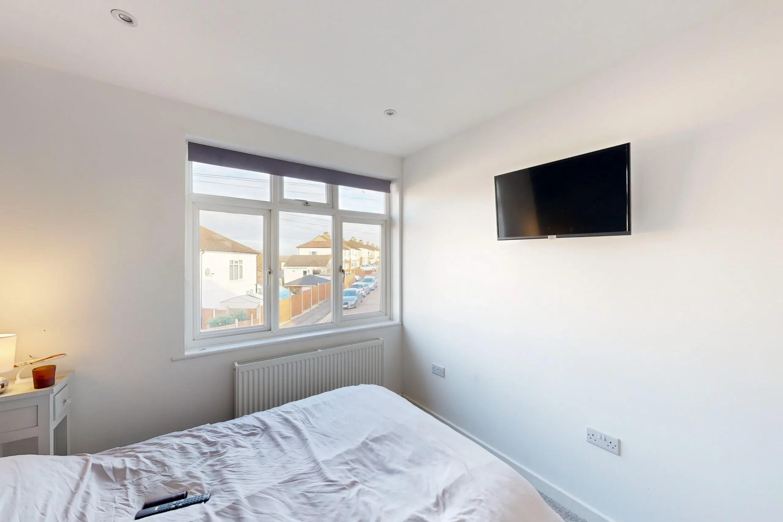 Room Prince Albert Square in Reigate and Banstead