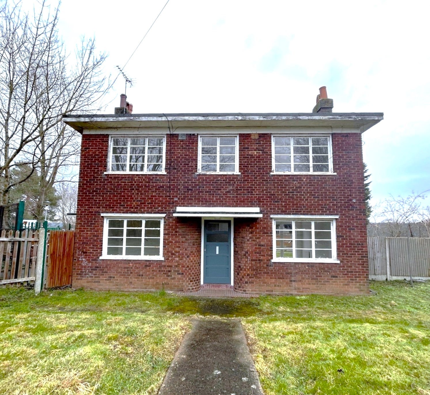 House Manor Road in Greater London