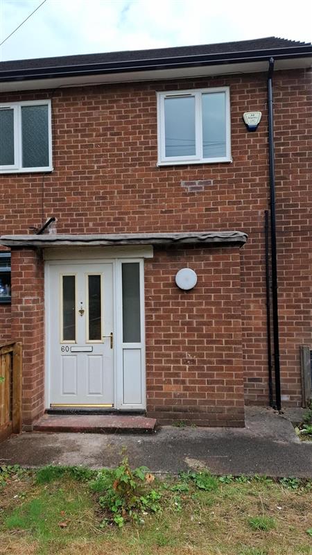 Flat Stancross Road in Manchester