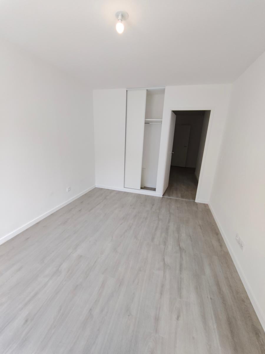 Flat Boulevard de Valmy in Colombes