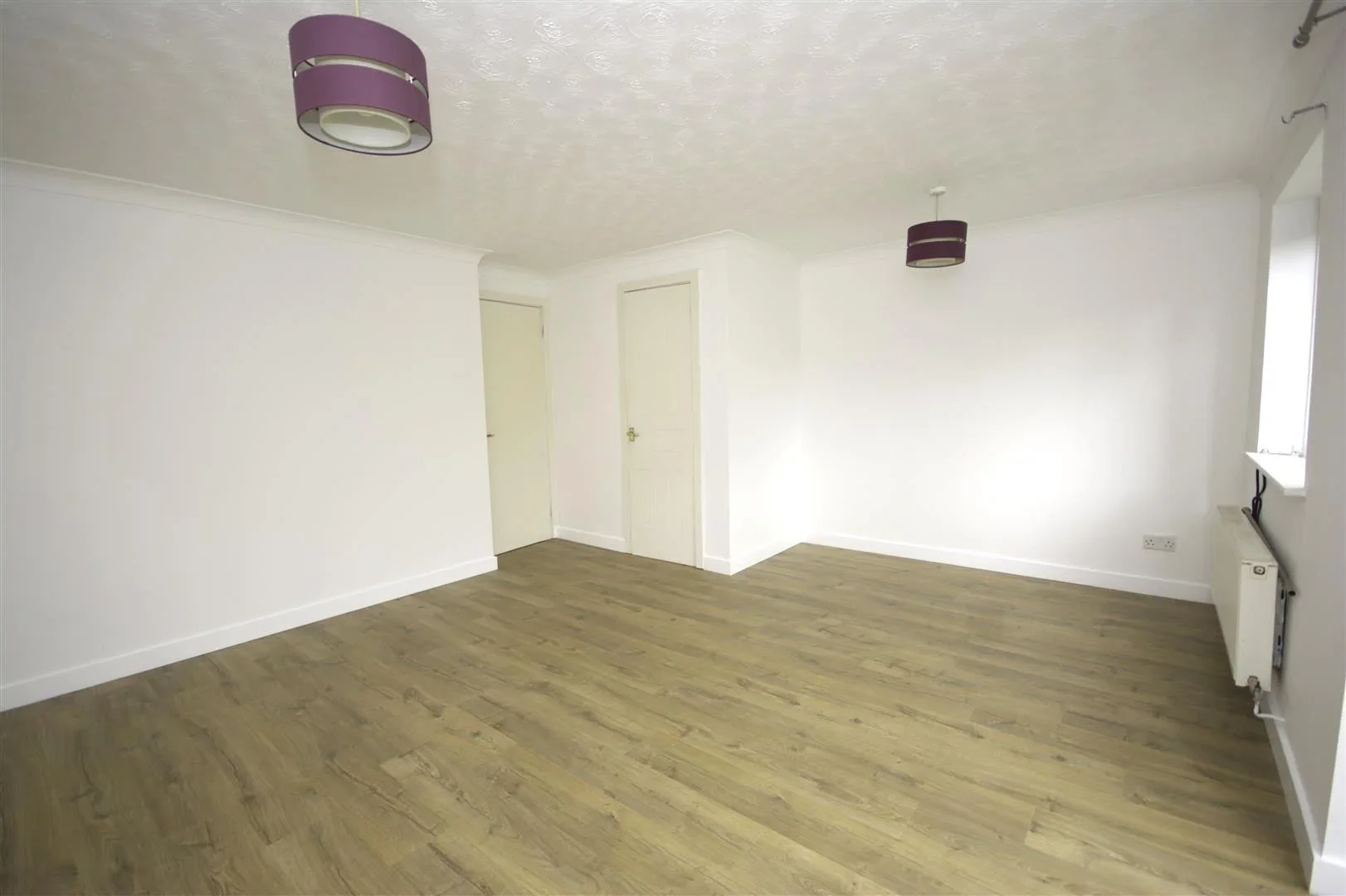 House Worcester Close in Billing