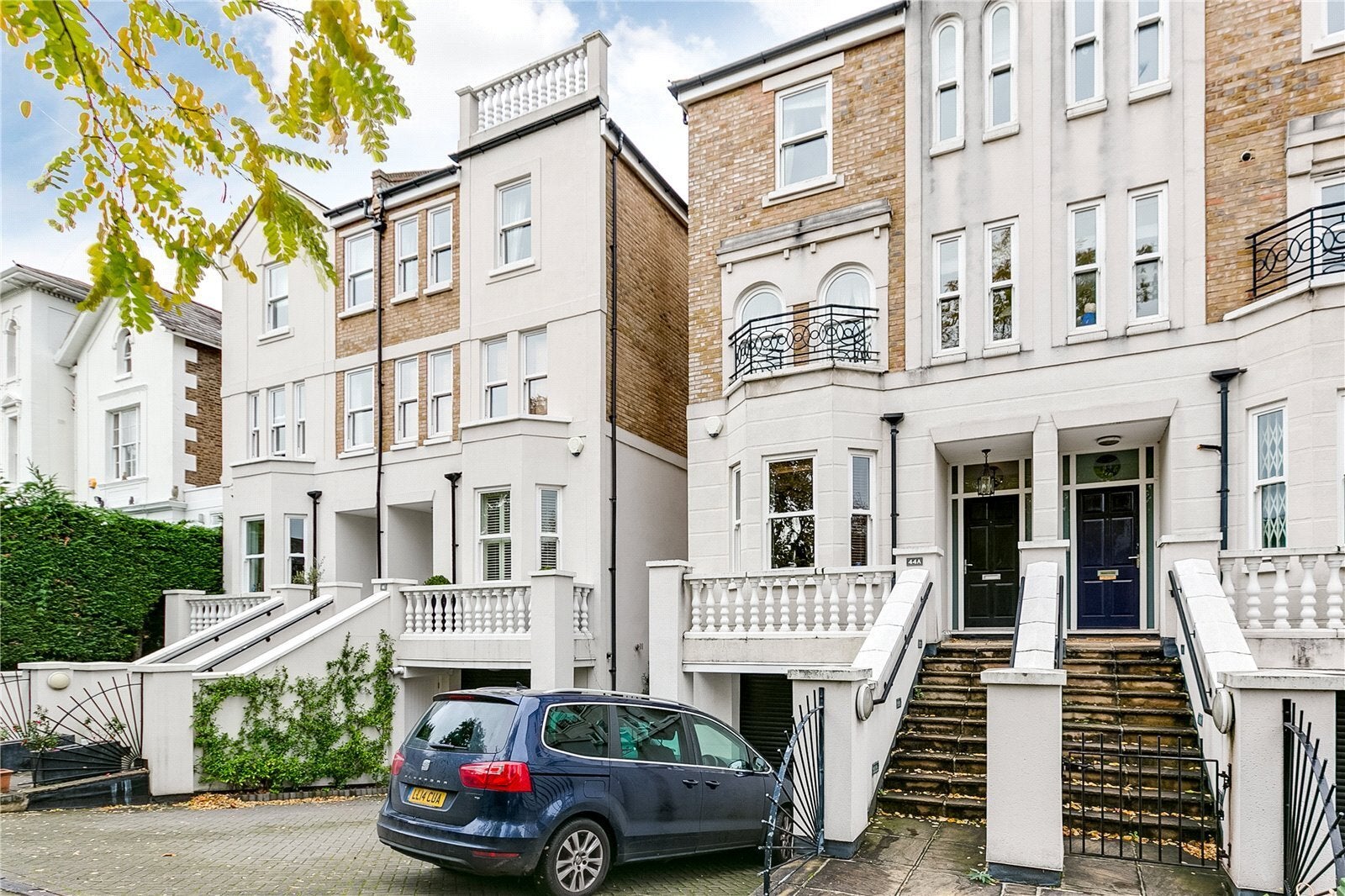 House Lonsdale Road in Greater London