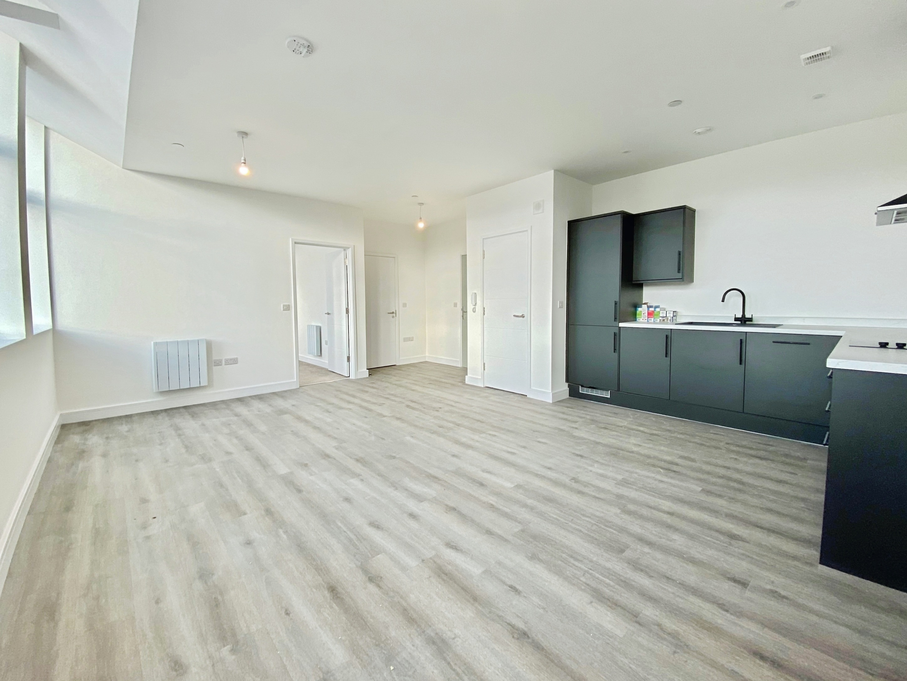 Flat Oundle Road in Peterborough