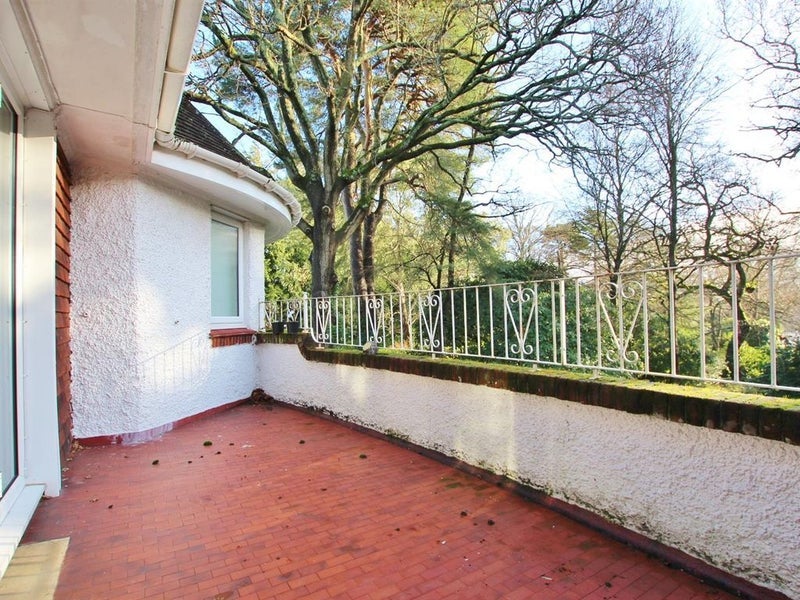 Room East Avenue in Bournemouth