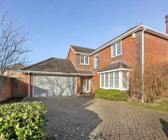 House St. Andrew's Gardens in Elmbridge