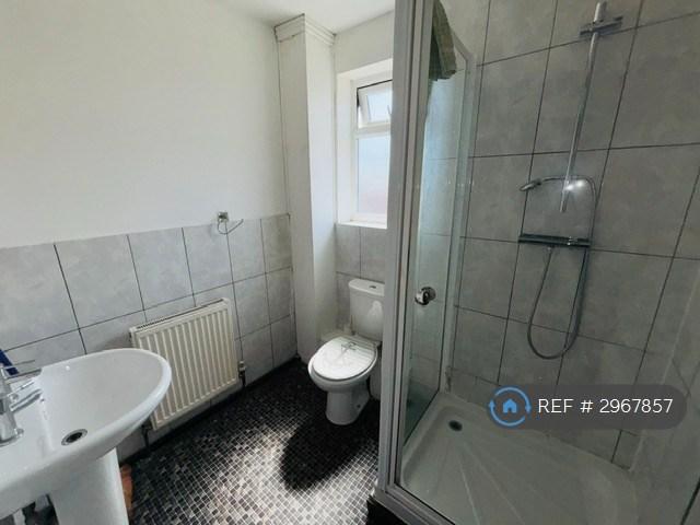 House Leigh Street in Hindley
