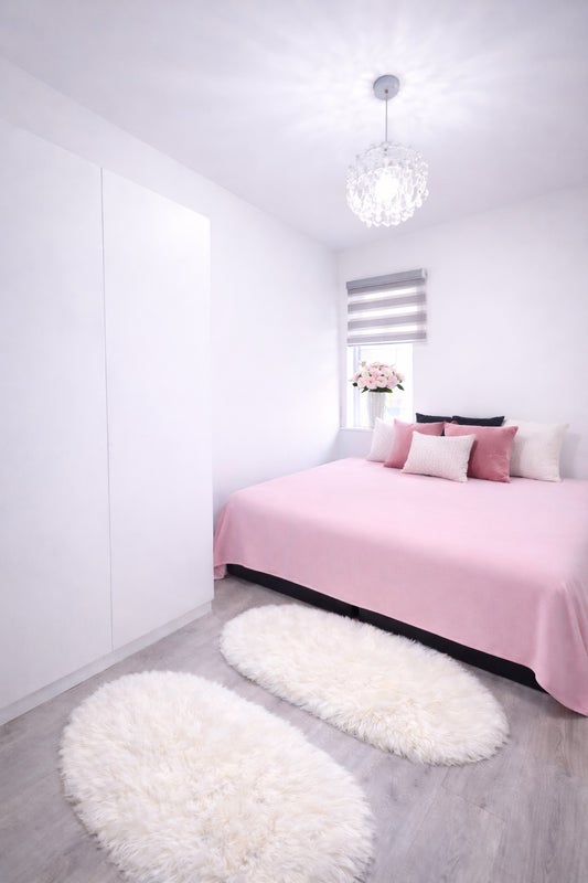 Room Culvert Road in Greater London