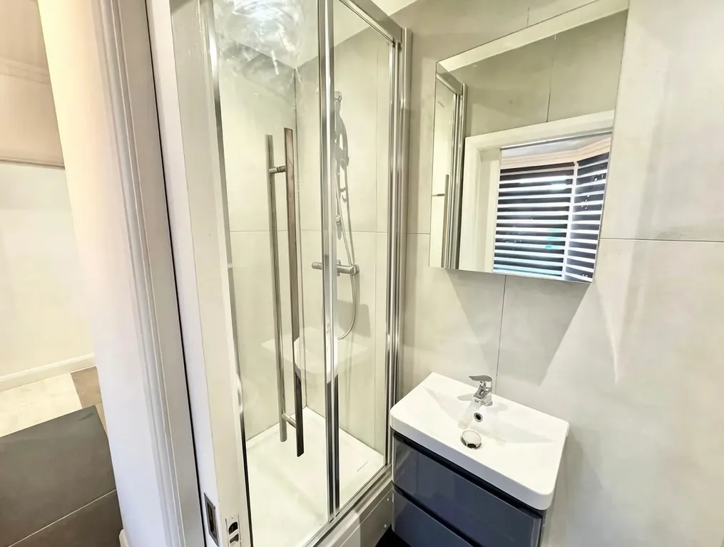 Flat Ashmore Road in City of Westminster