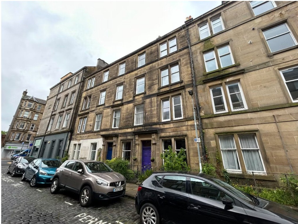 Flat Steel's Place in City of Edinburgh